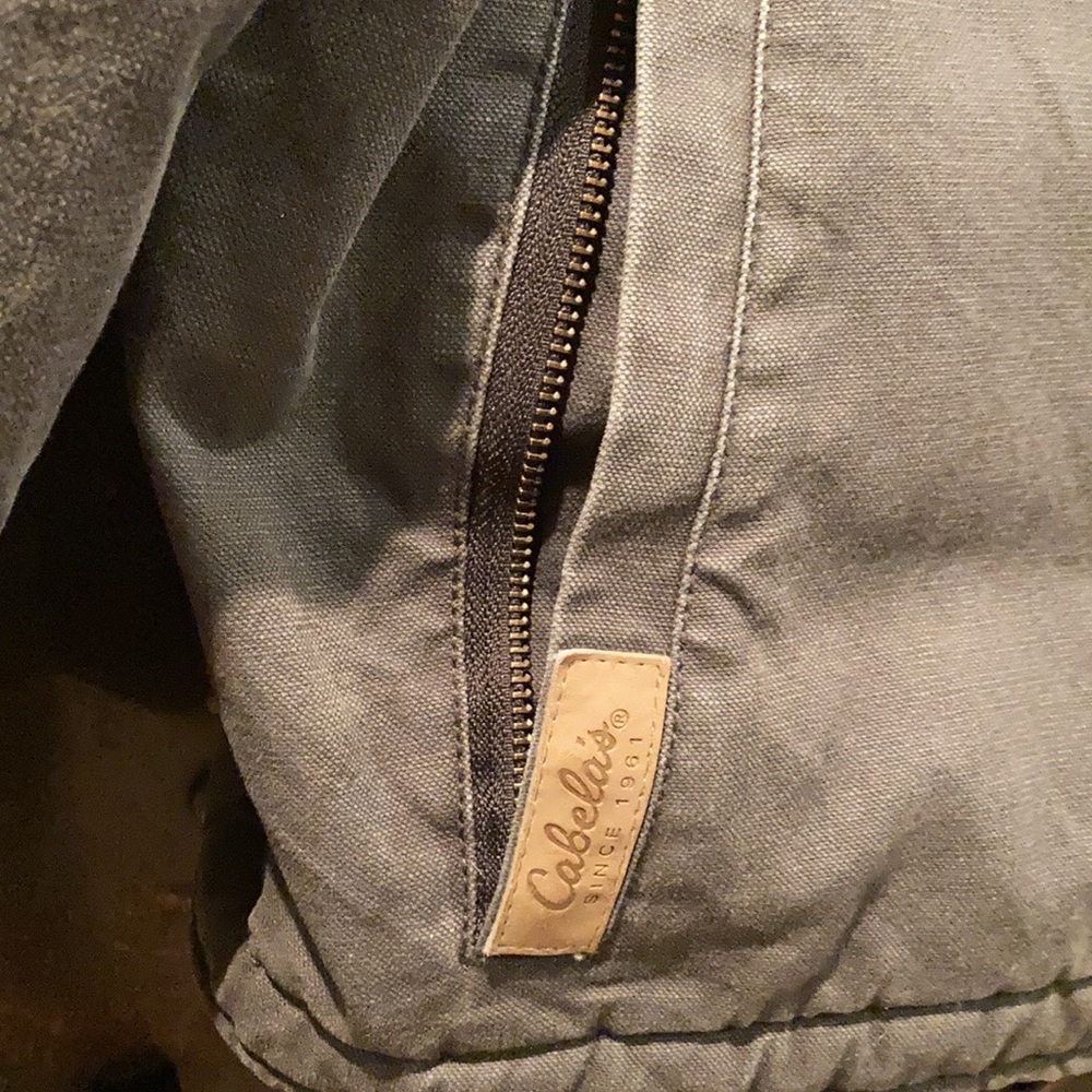 Cabellas Jacket - Picture 3 of 5